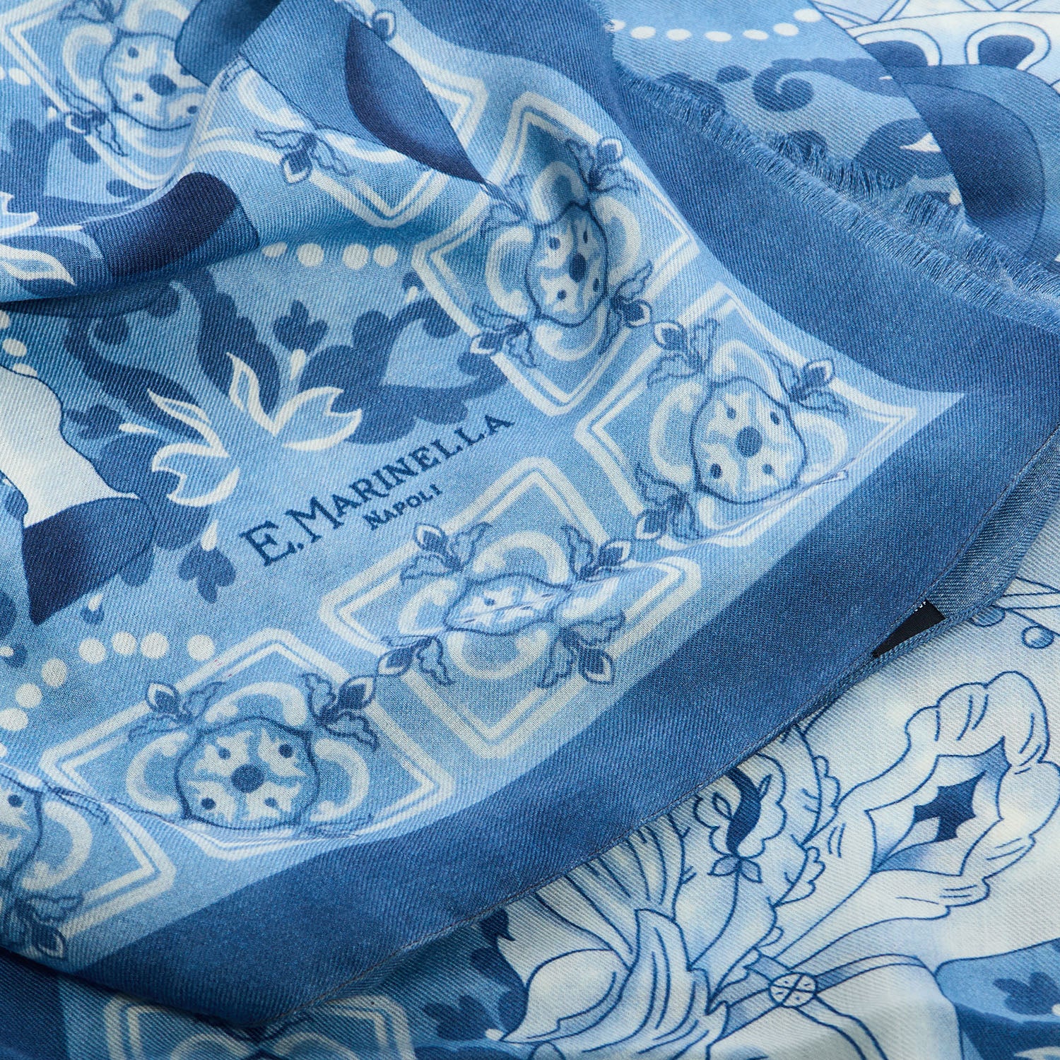 BLUE CASHMERE STOLE - Image 4