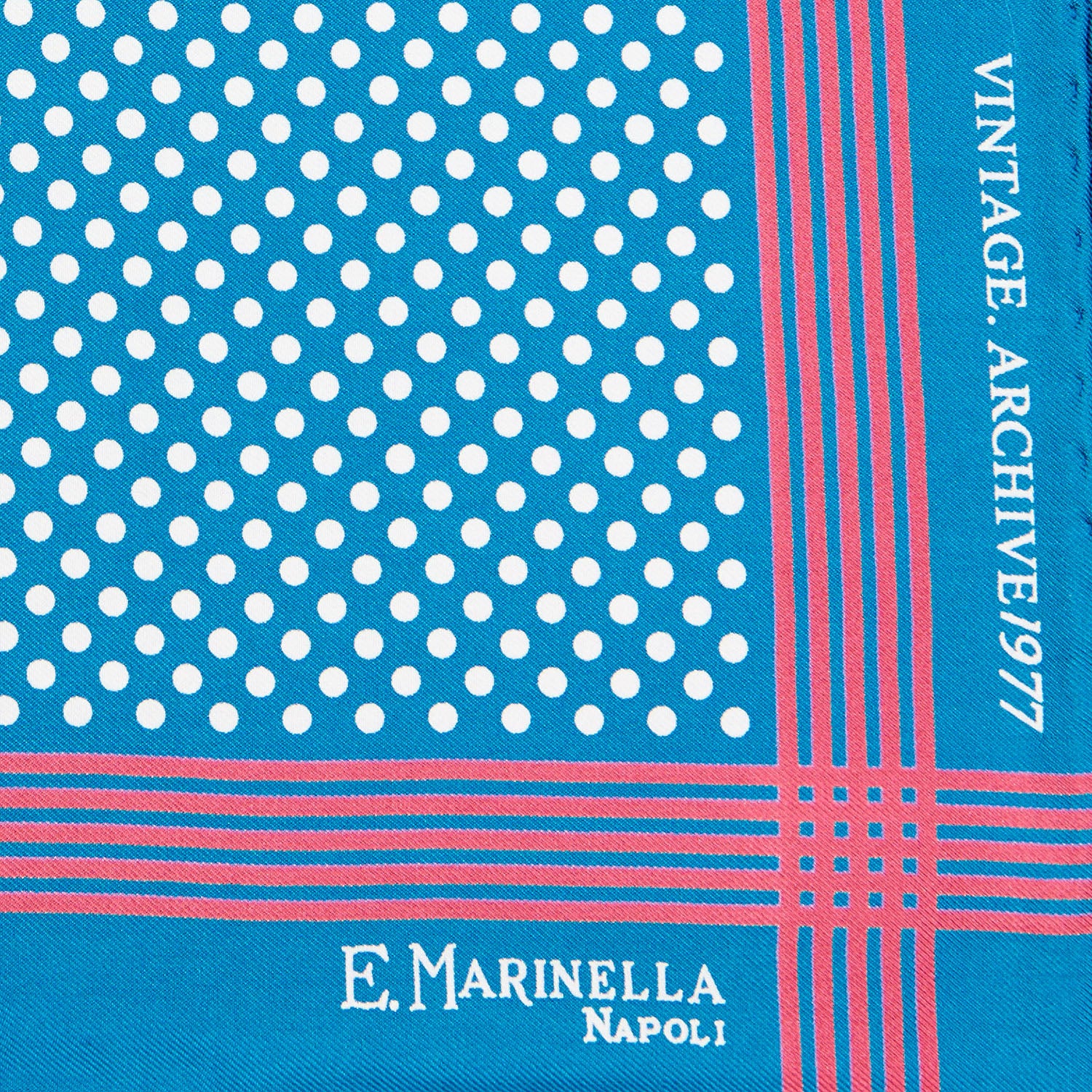 MID BLUE HAND-PRINTED SILK POCKET SQUARE - Image 3